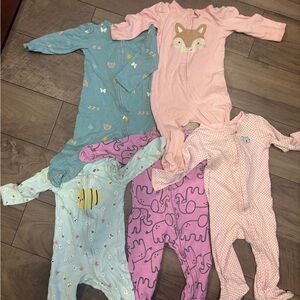 Size 9 month long sleeve footies (Bundle of 5)